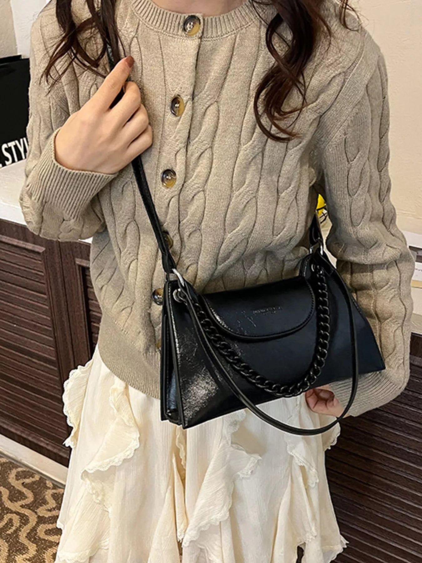 Chain Decor Flap Crossbody Bag
