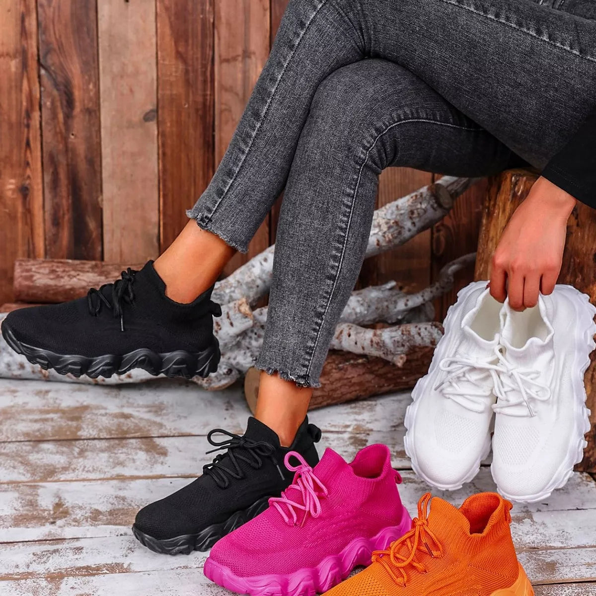 Round Toe Lace Up Athletic