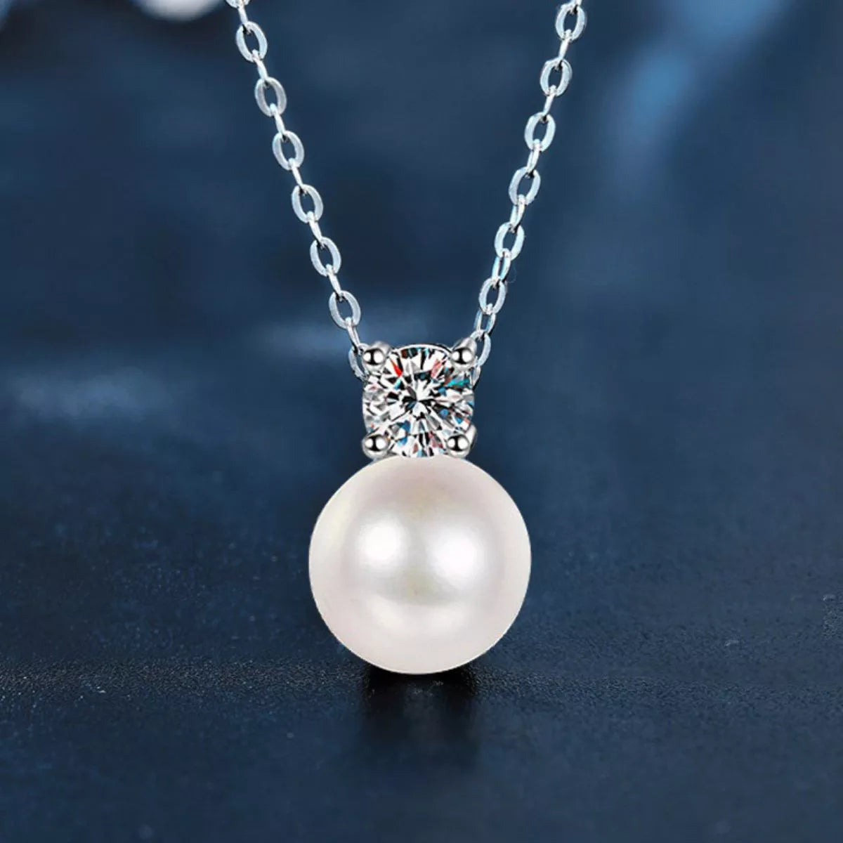 925 Sterling Silver Moissanite Pearl Necklace