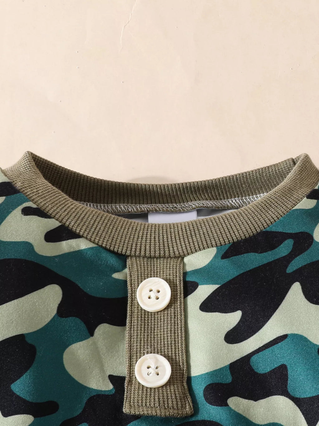 23b680842bdc4af9a4df2f1ac12d8890-Max-Origin