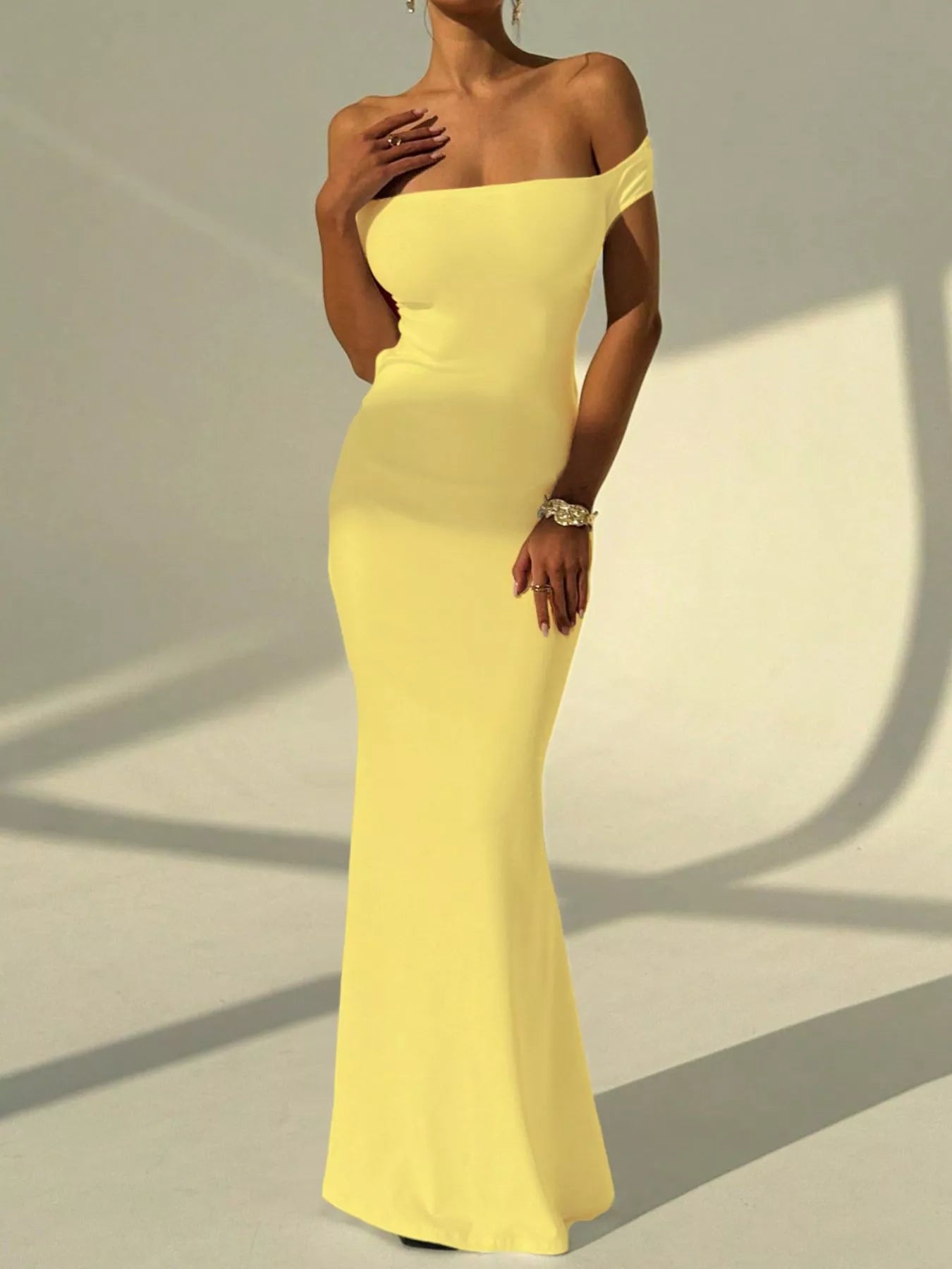 Backless Off-Shoulder Bodycon Mermaid Maxi Dress