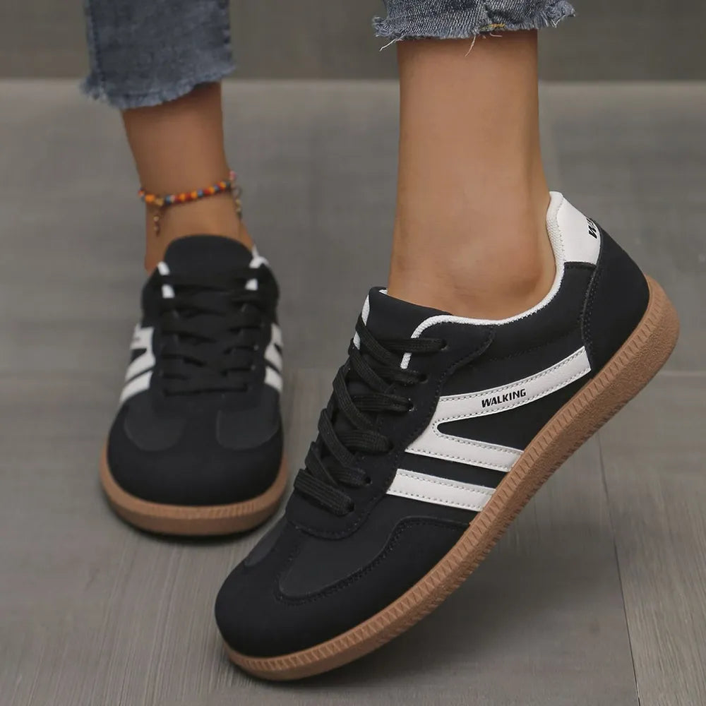 Contrast Lace Up Round Toe Sneakers