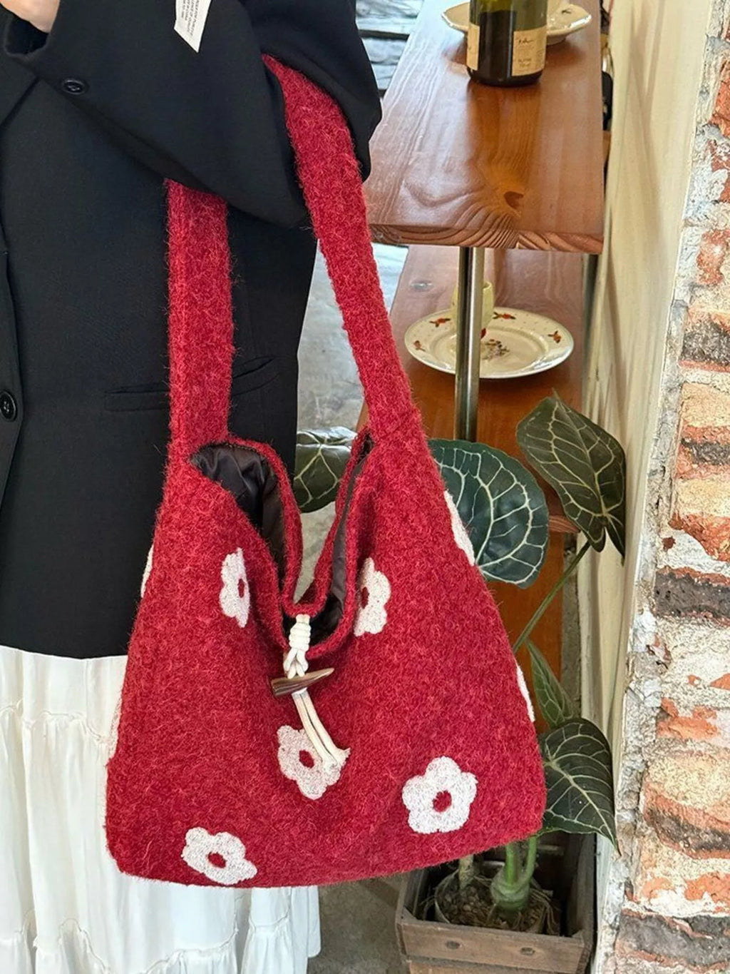 7d4a6d1063c24f2490545fae428541c4-Max-Origin