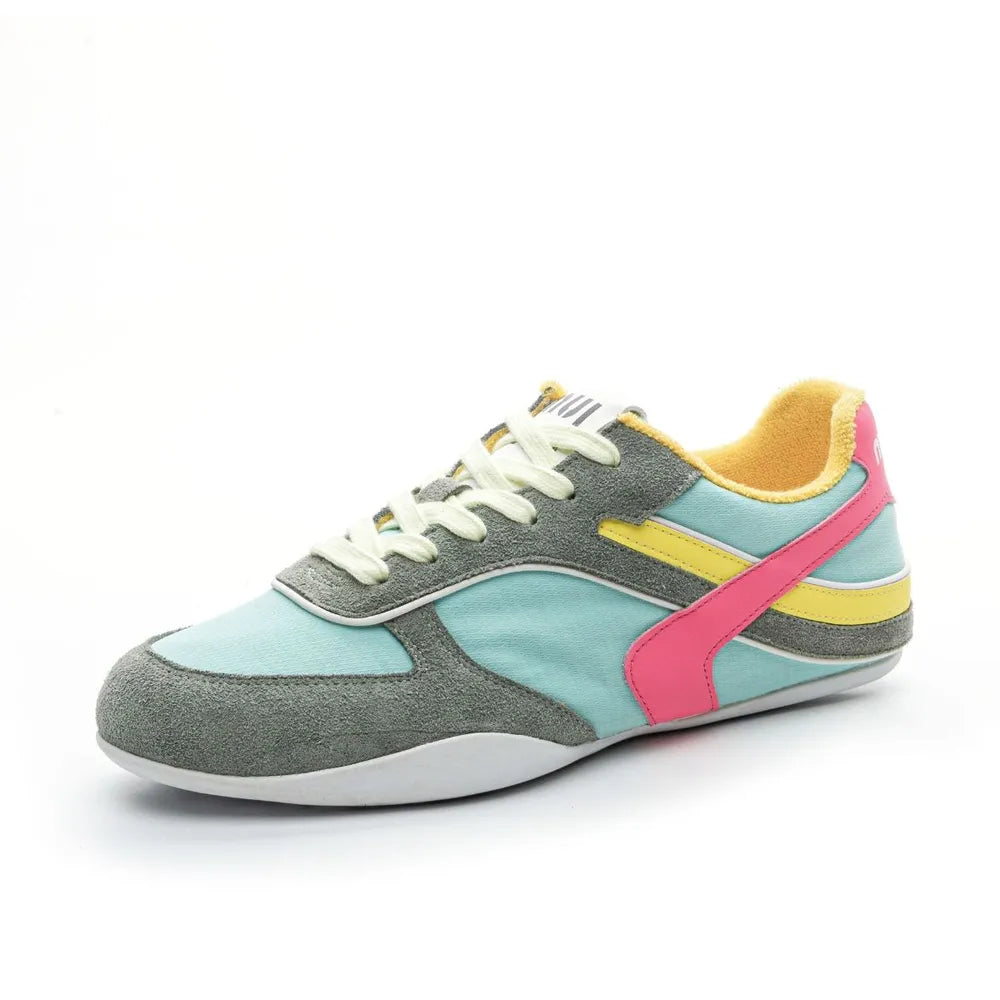 Lace Up Round Toe Contrast Flat Sneakers