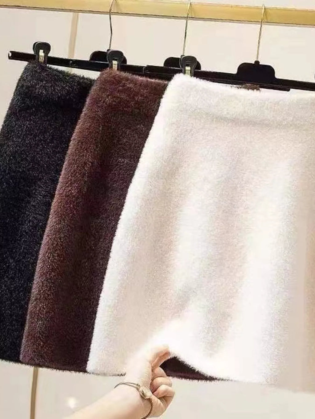 9badf24c28eb40349f2ee0d1b3a29f88-Max-Origin