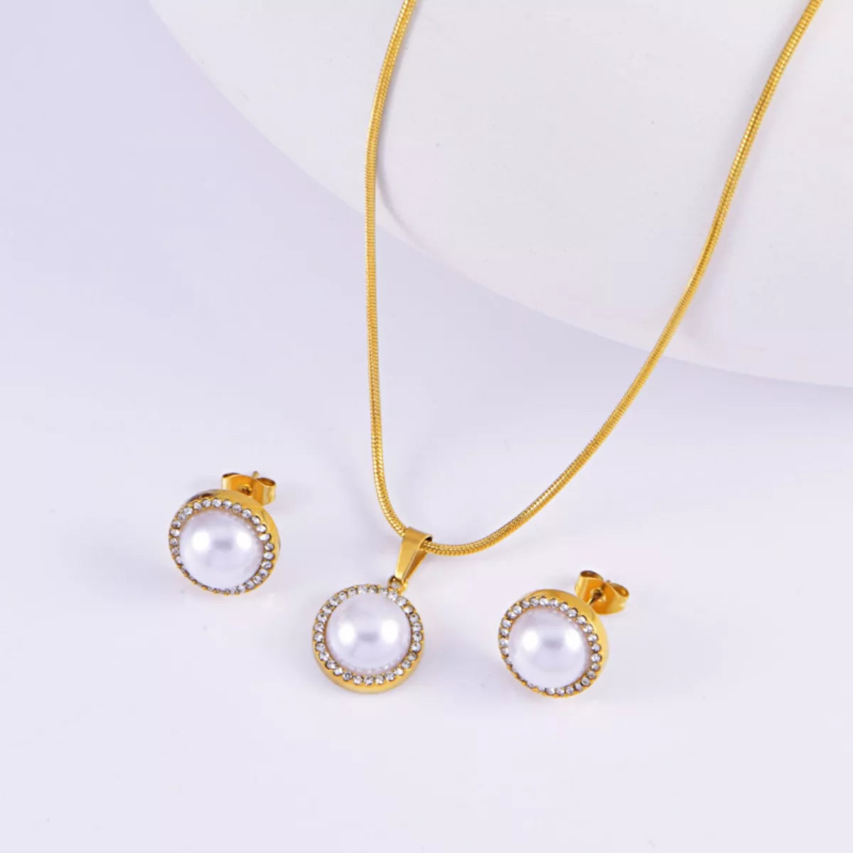 Synthetic Pearl 18K Gold-Plated Rhinestone Necklace and Earrings Jewelry Set