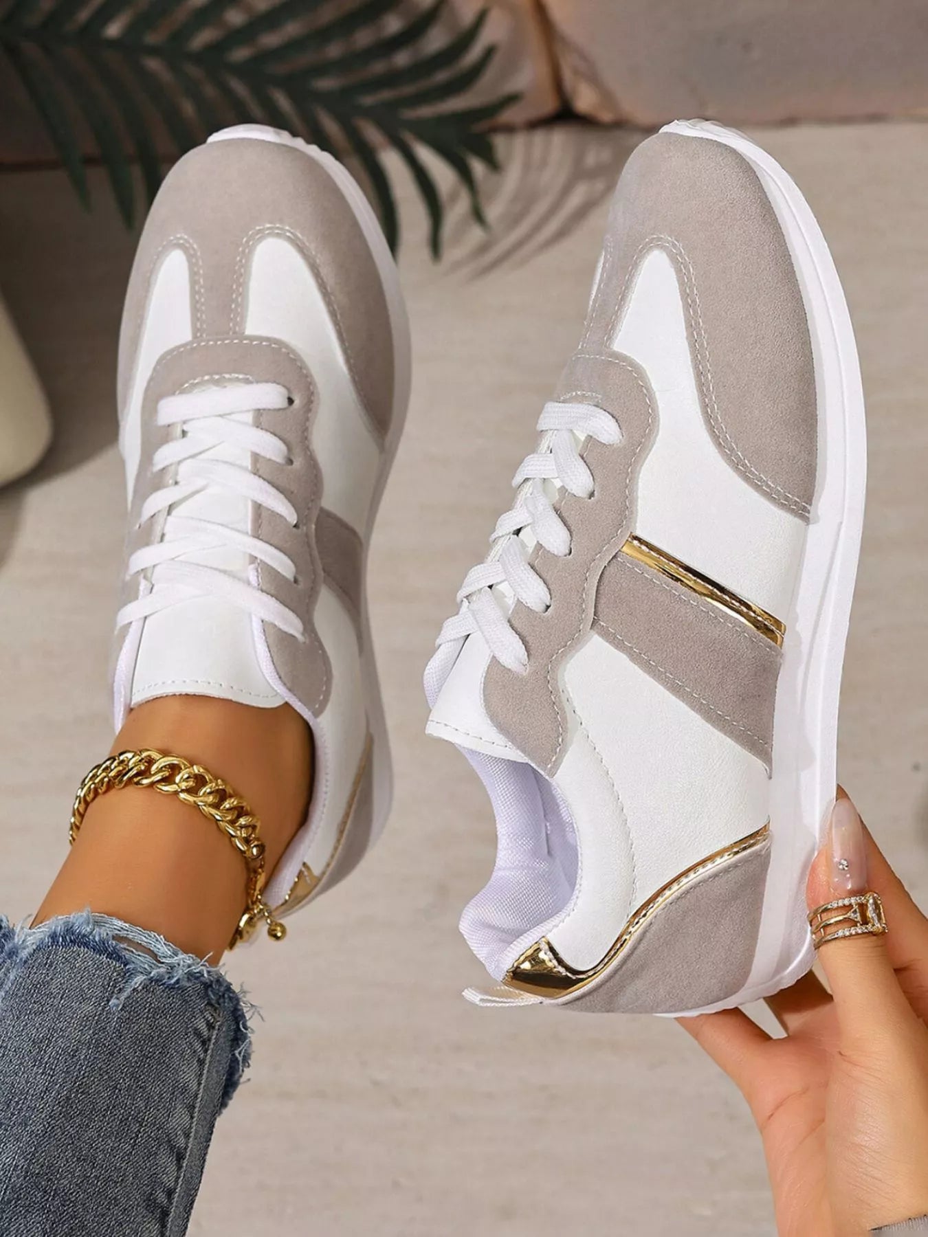 Round Toe Lace Up Sneakers