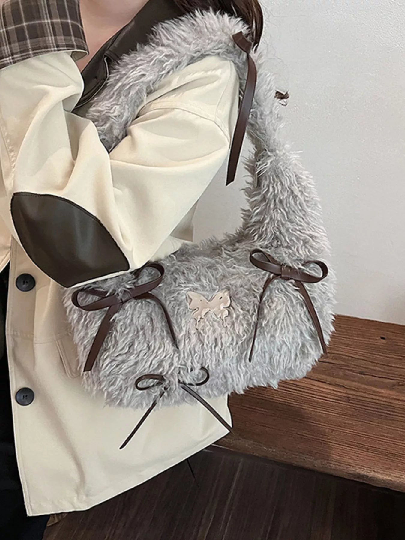 Fluffy Bow Shoulder Bag