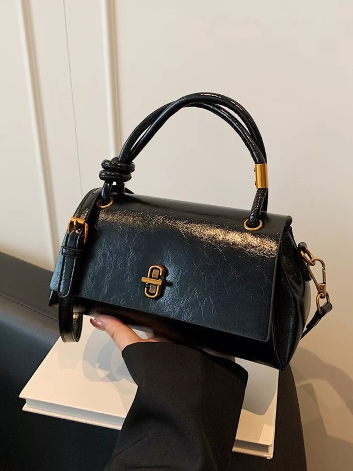 ea8bf6e5674f4dd2b8da297a0e654f53-Max-Origin