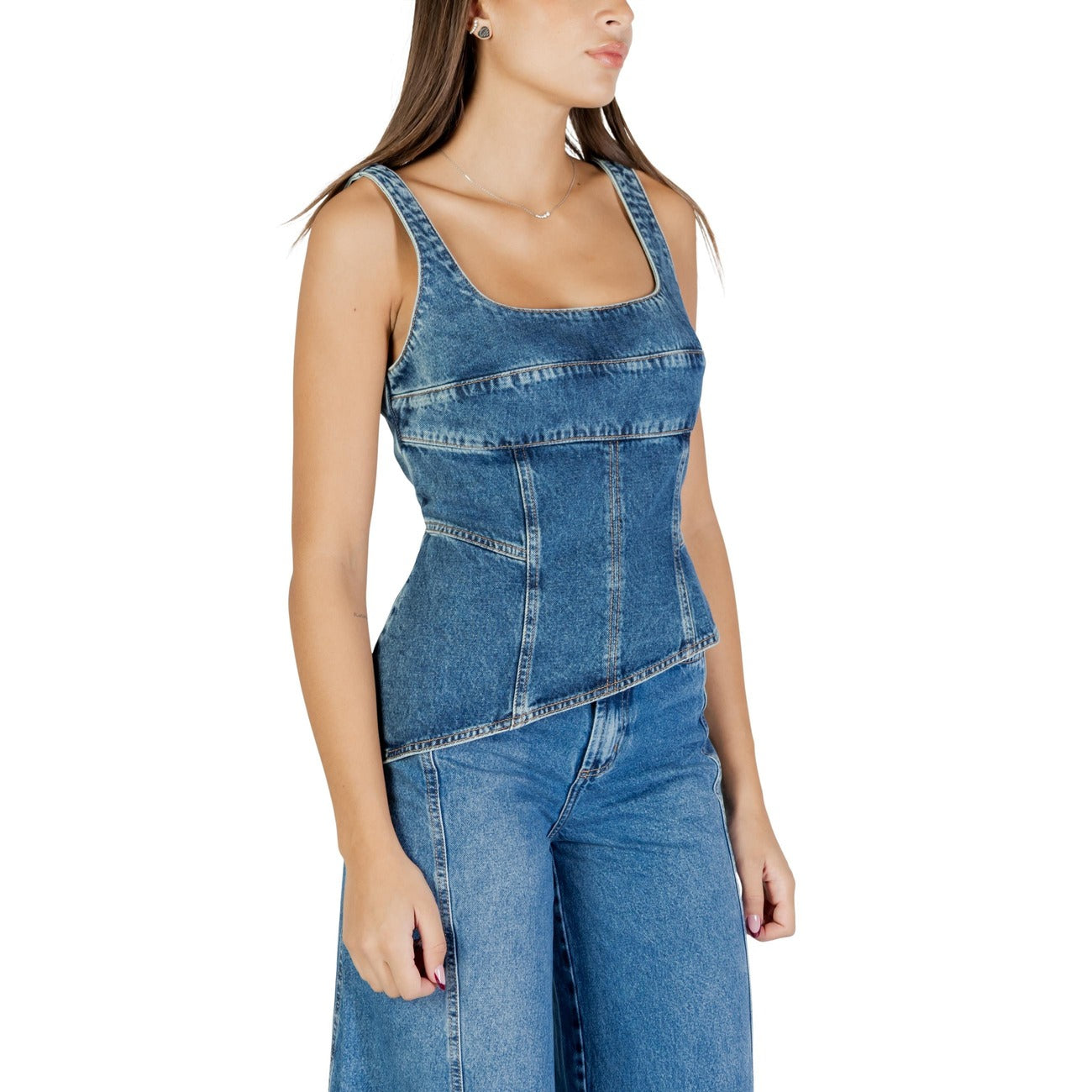 - Grande magazzino online abbigliamento e accessori  vedor 15790640562525vedor